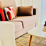 Canaryislandshost L Mar