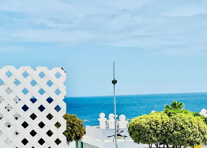 Canaryislandshost L Mar * プエルト・デル・カルメン